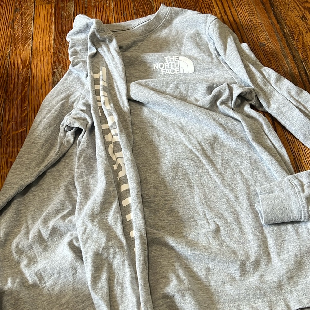 North face long sleve